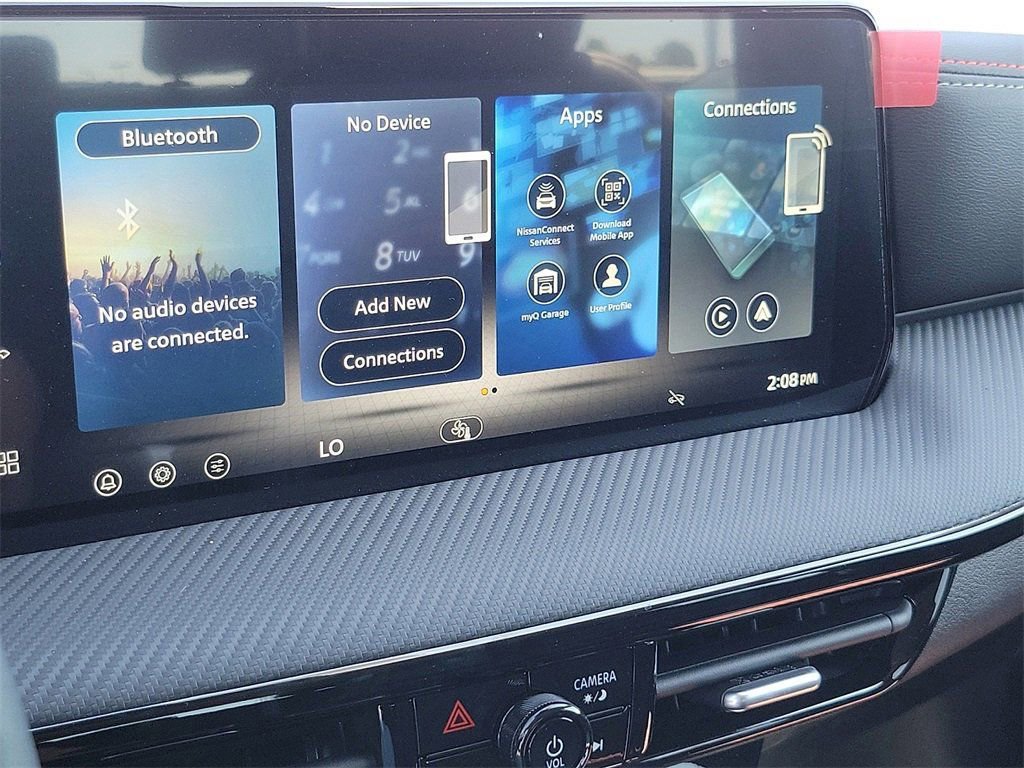 New 2026 Nissan Kicks SR image 14