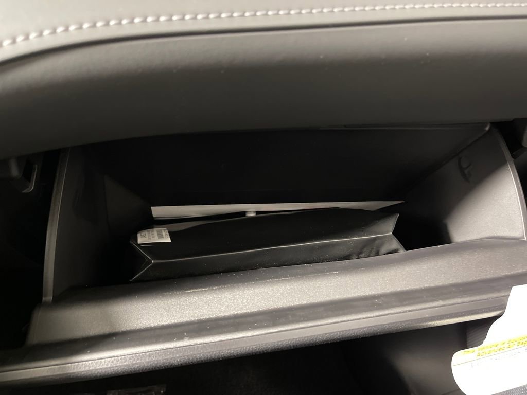 New 2026 Toyota Highlander XLE image 25