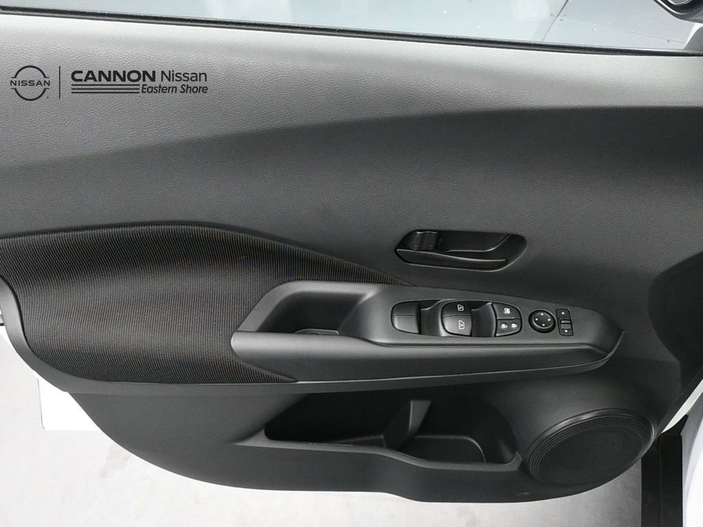 New 2025 Nissan Kicks Play S FWD image 10