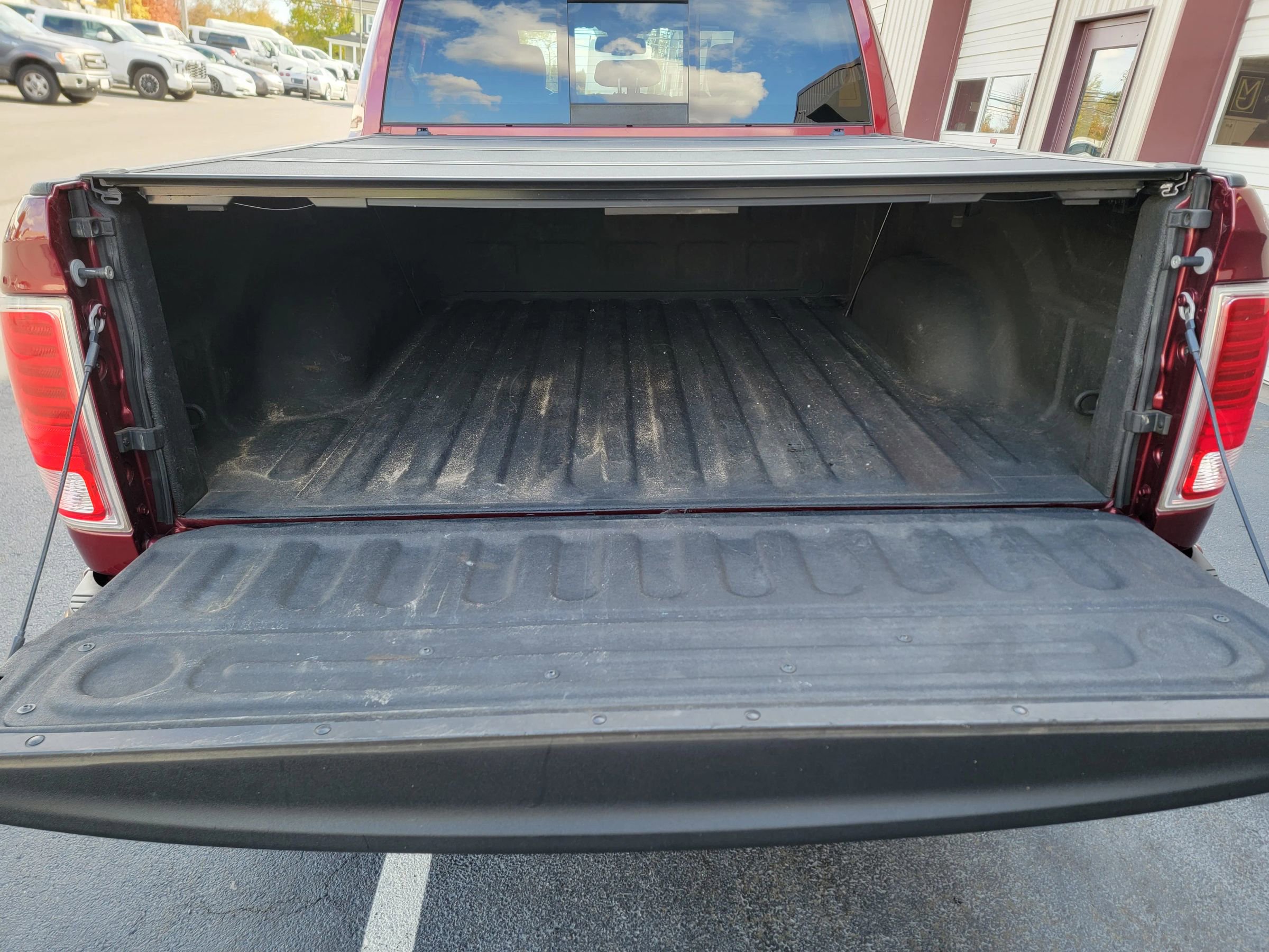 Used 2018 RAM 1500 Limited image 18