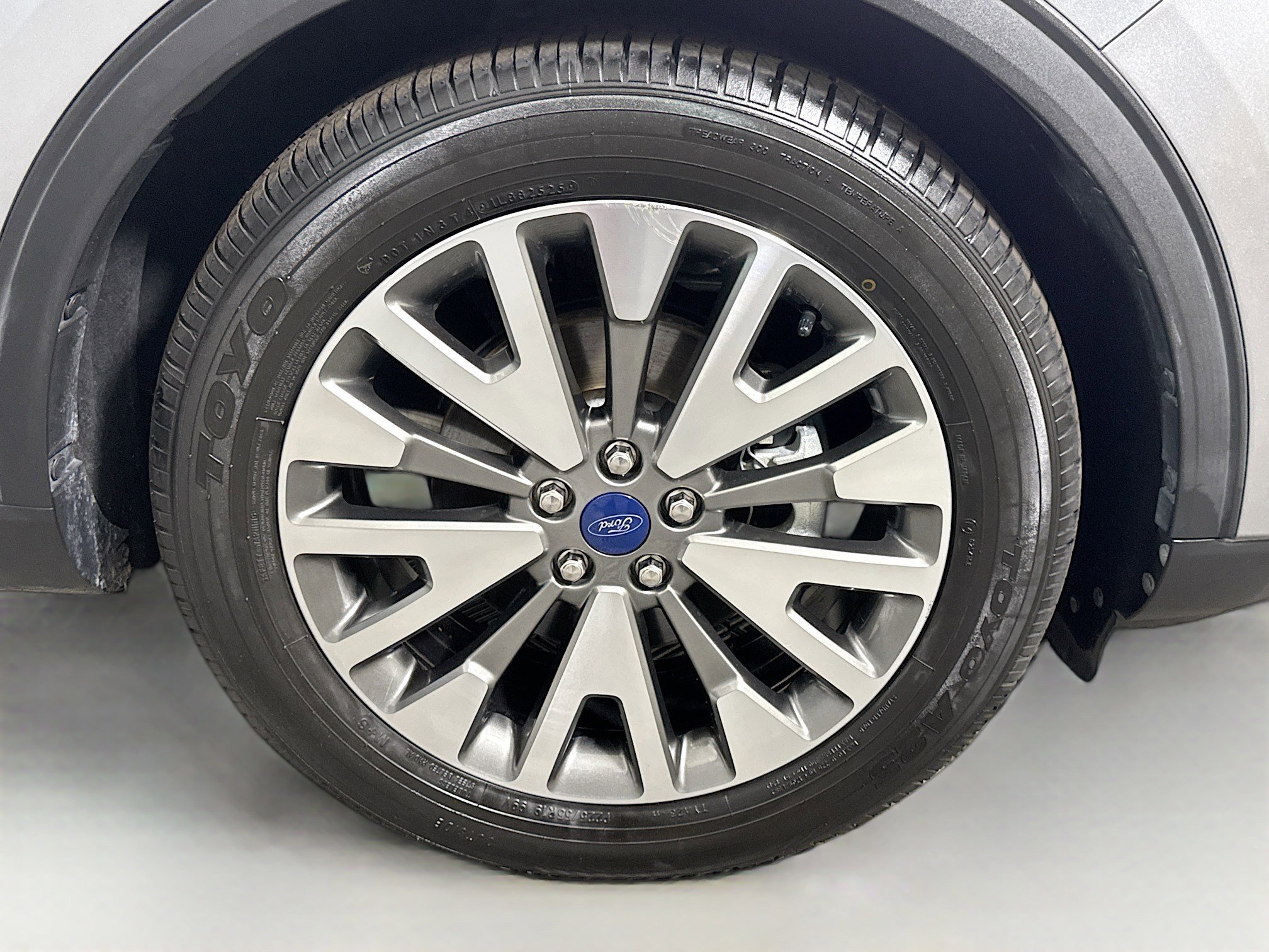 Used 2022 Ford Escape Titanium w/ Class II Trailer Tow Package image 32