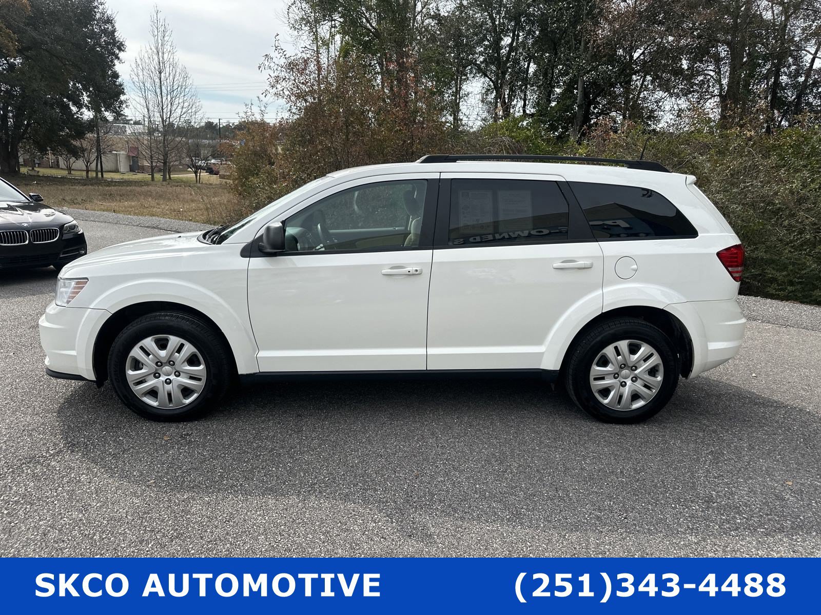 Used 2020 Dodge Journey SE FWD image 2