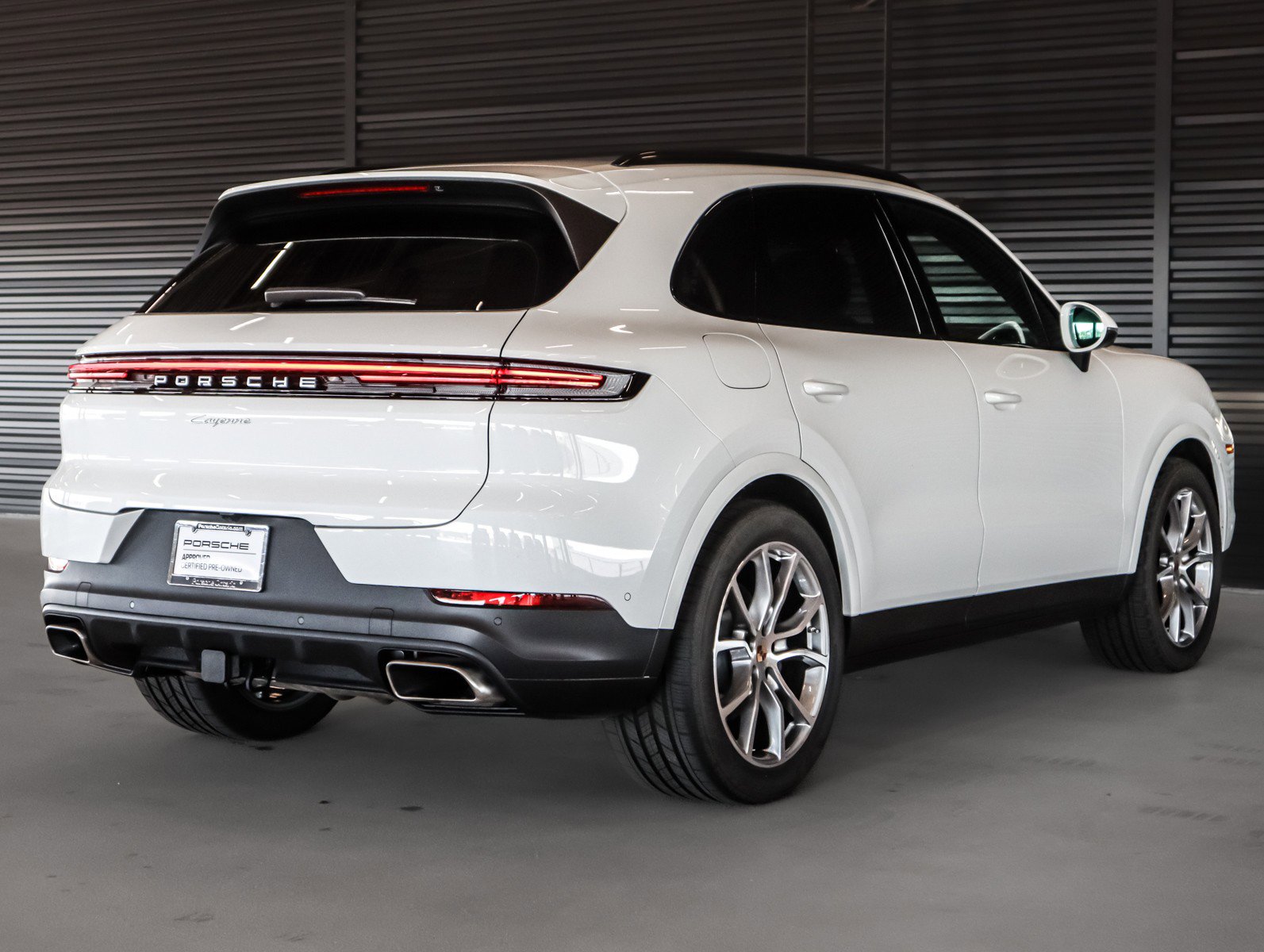Certified 2026 Porsche Cayenne AWD/4WD image 10