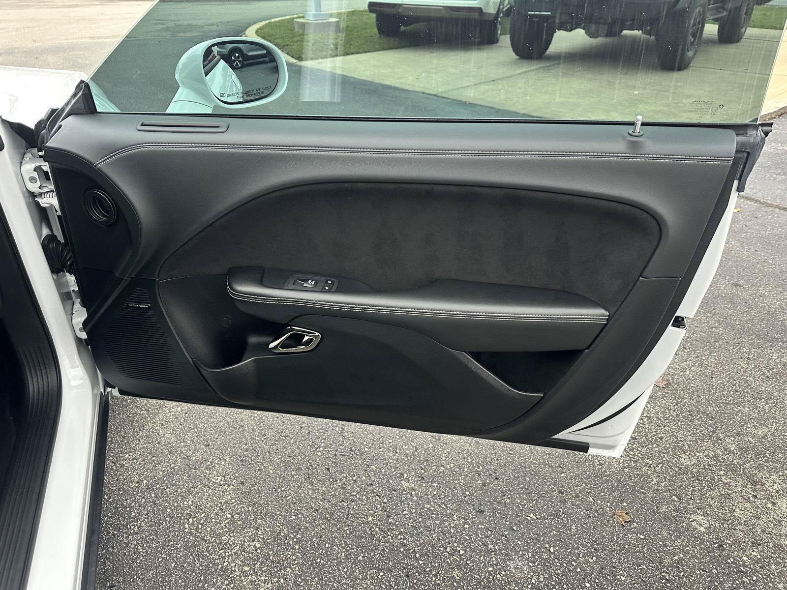 Used 2020 Dodge Challenger SRT Hellcat Redeye RWD image 13
