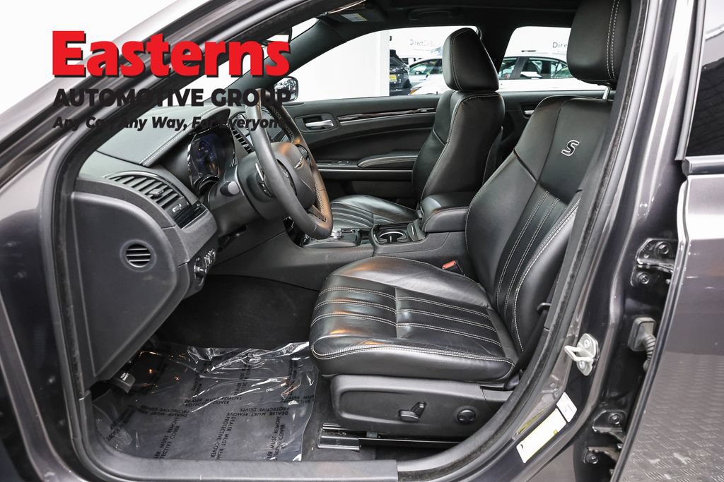 Used 2023 Chrysler 300 S RWD image 14