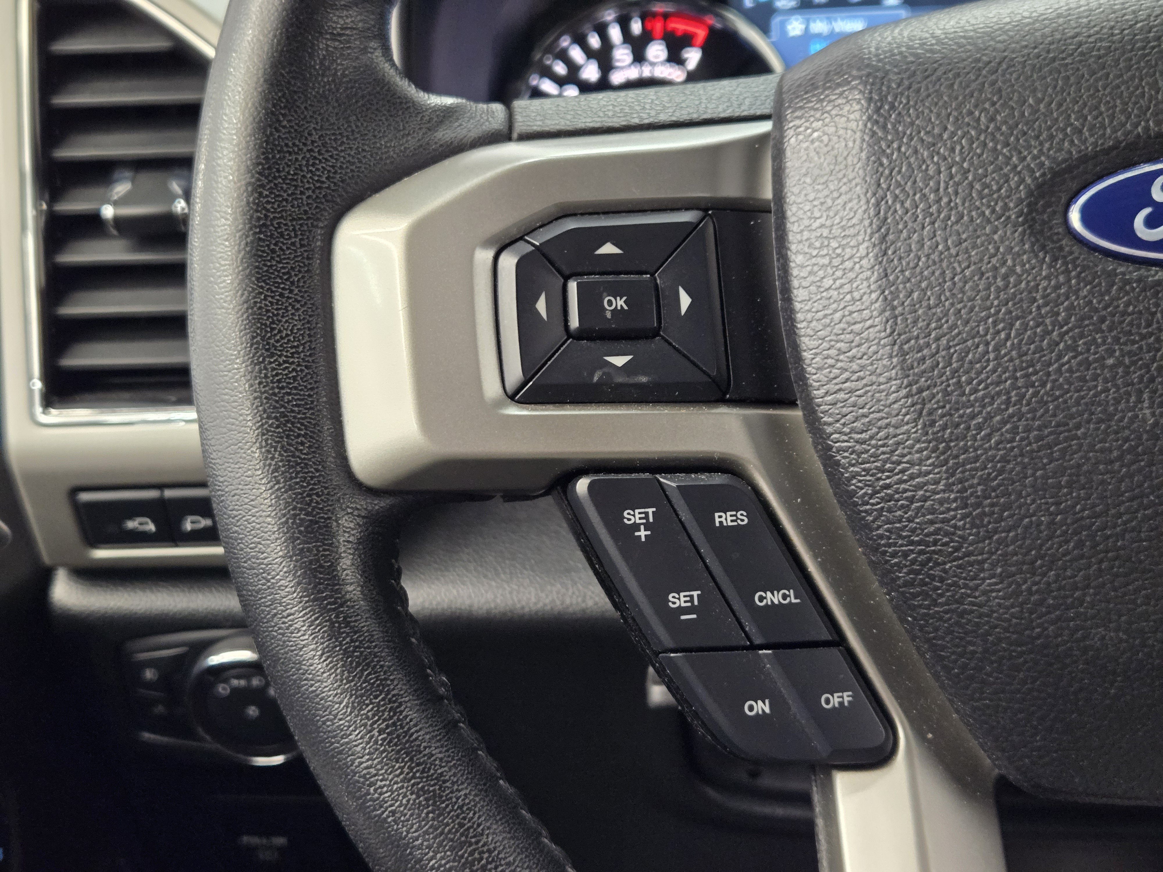Certified 2019 Ford F150 Lariat AWD/4WD image 28