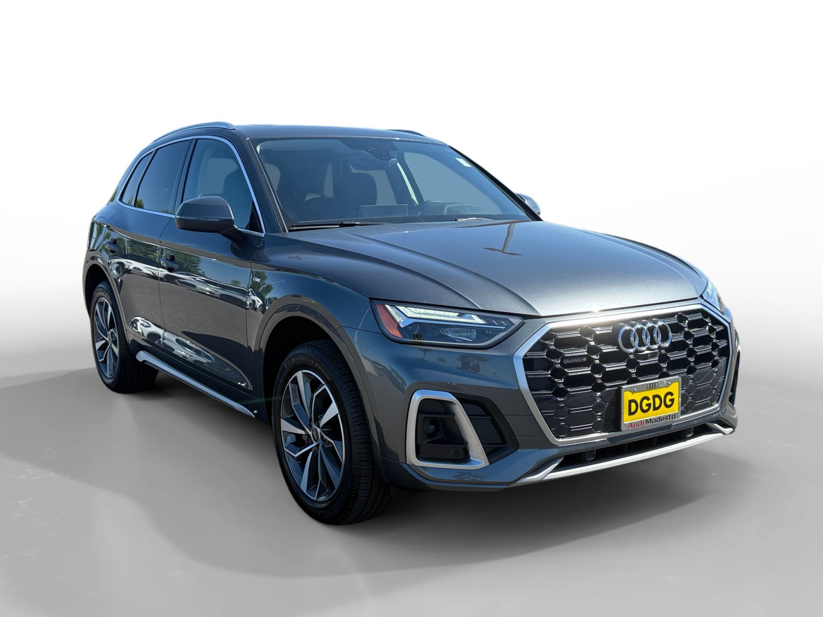 Used 2023 Audi Q5 2.0T Premium Plus w/ Premium Plus Package AWD/4WD image 7
