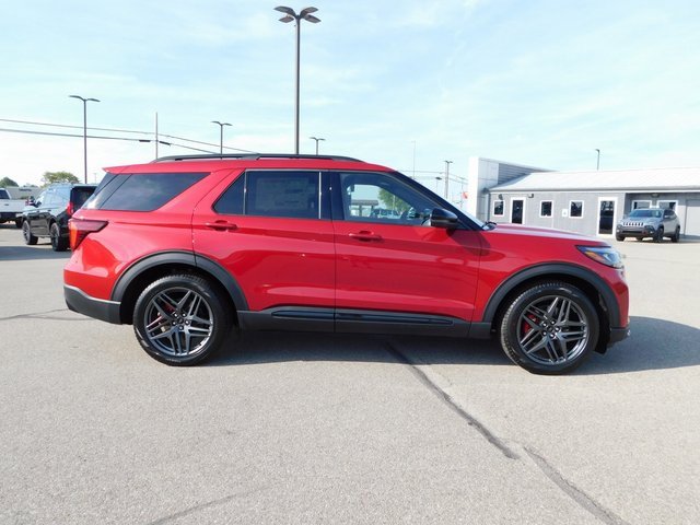 New 2025 Ford Explorer ST image 2