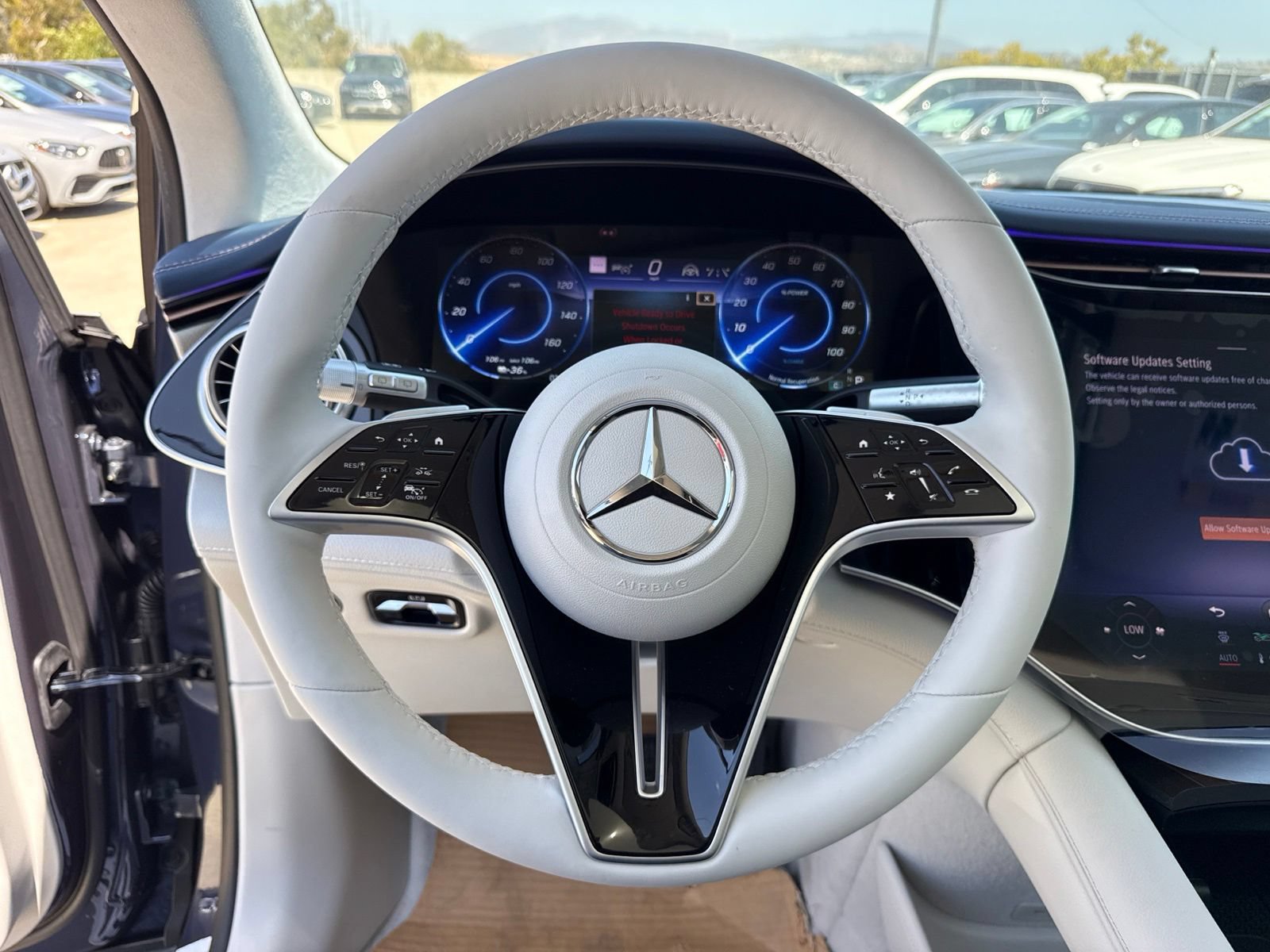 New 2026 Mercedes-Benz EQS 550 4MATIC SUV image 21