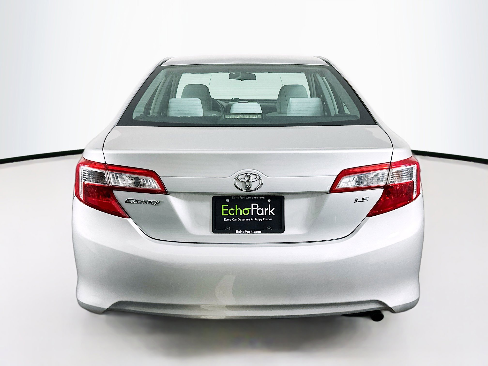 Used 2012 Toyota Camry LE image 7
