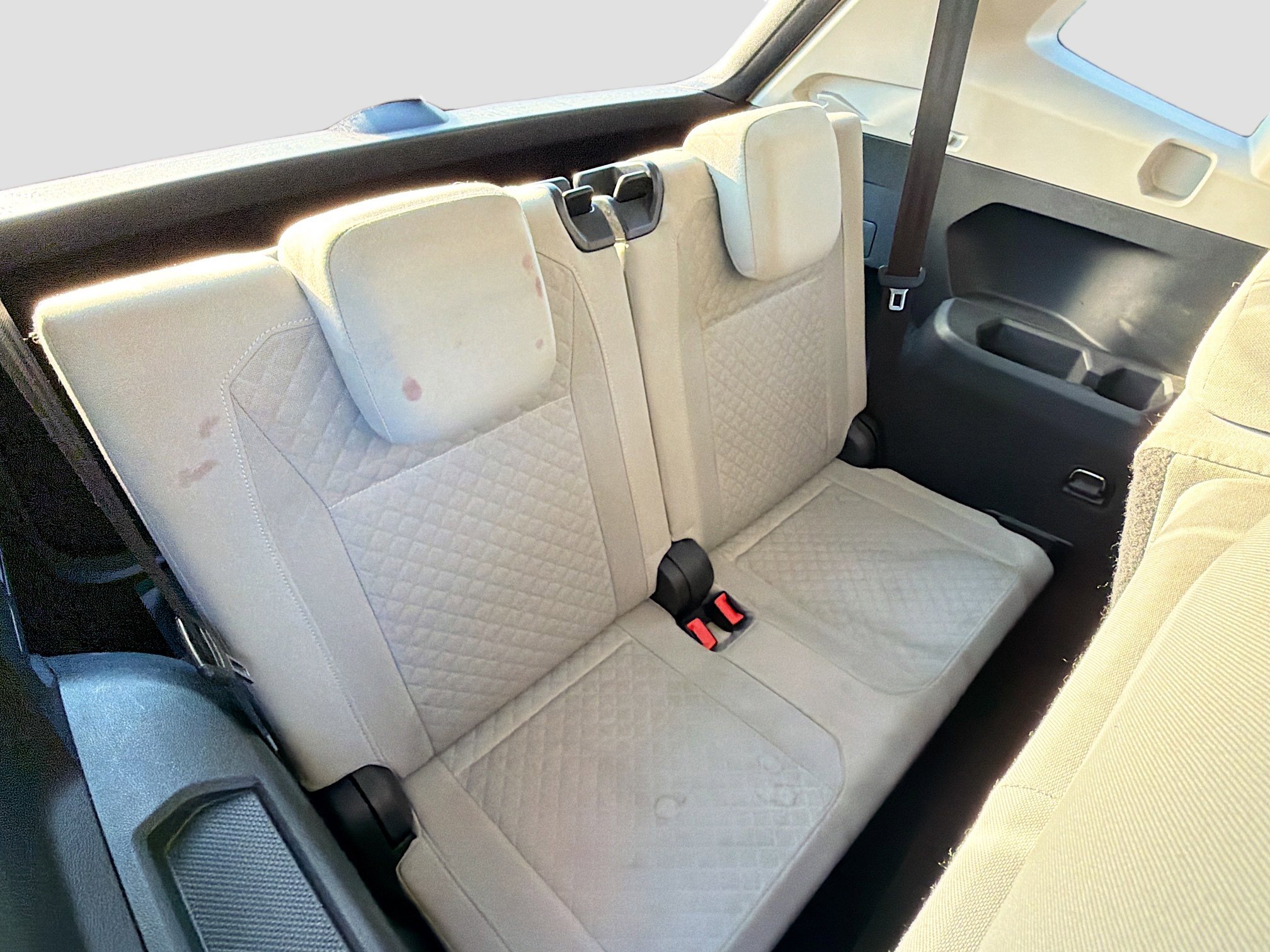 Used 2020 Volkswagen Tiguan S image 18