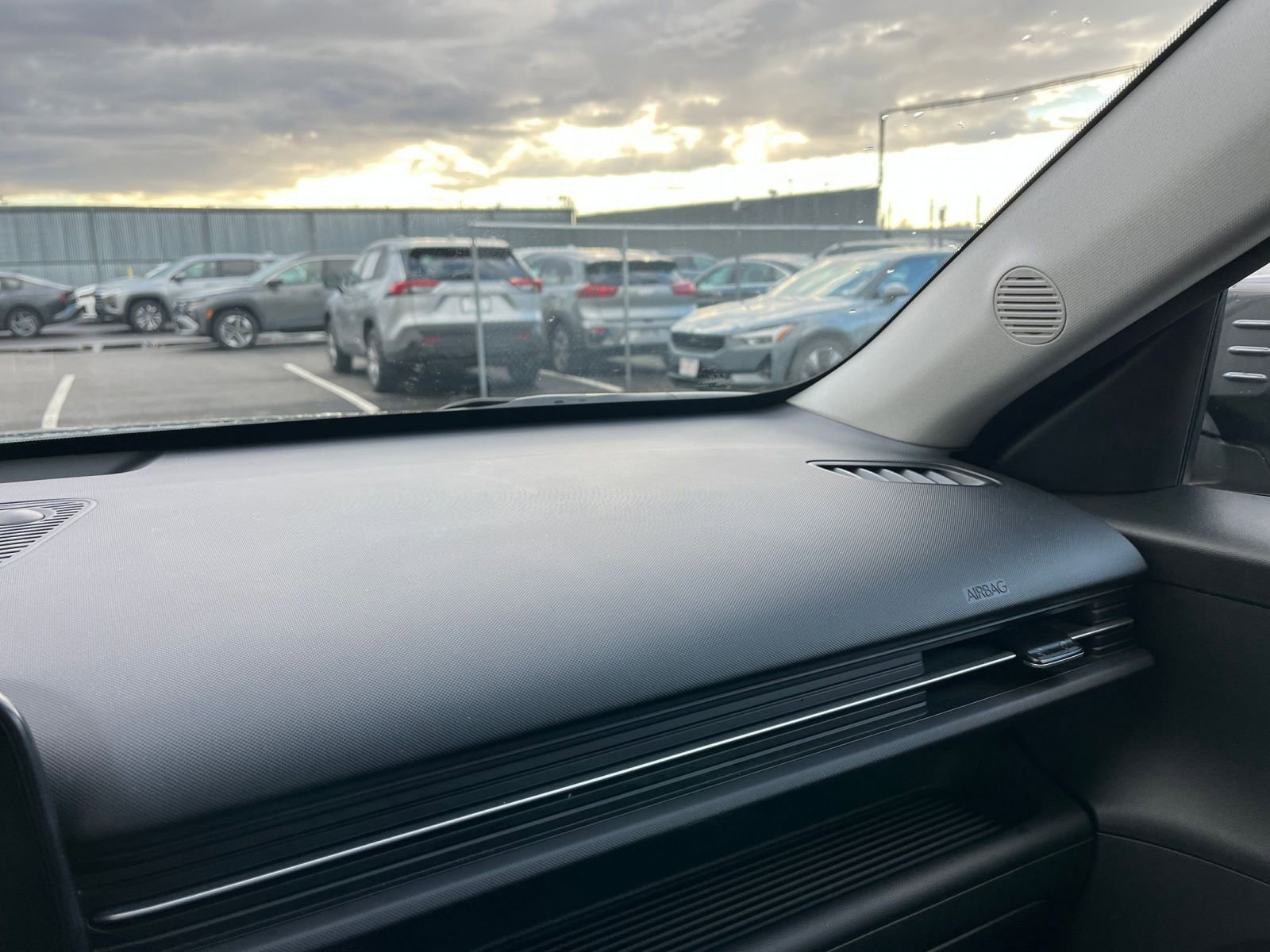 Used 2025 Hyundai Kona SEL image 35