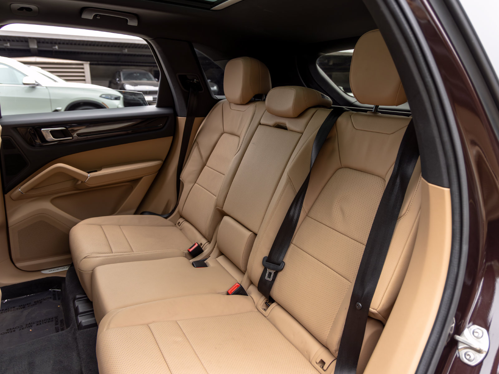 Certified 2021 Porsche Cayenne AWD/4WD image 46