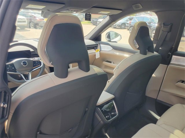 New 2025 Volvo EX90 Ultra image 24