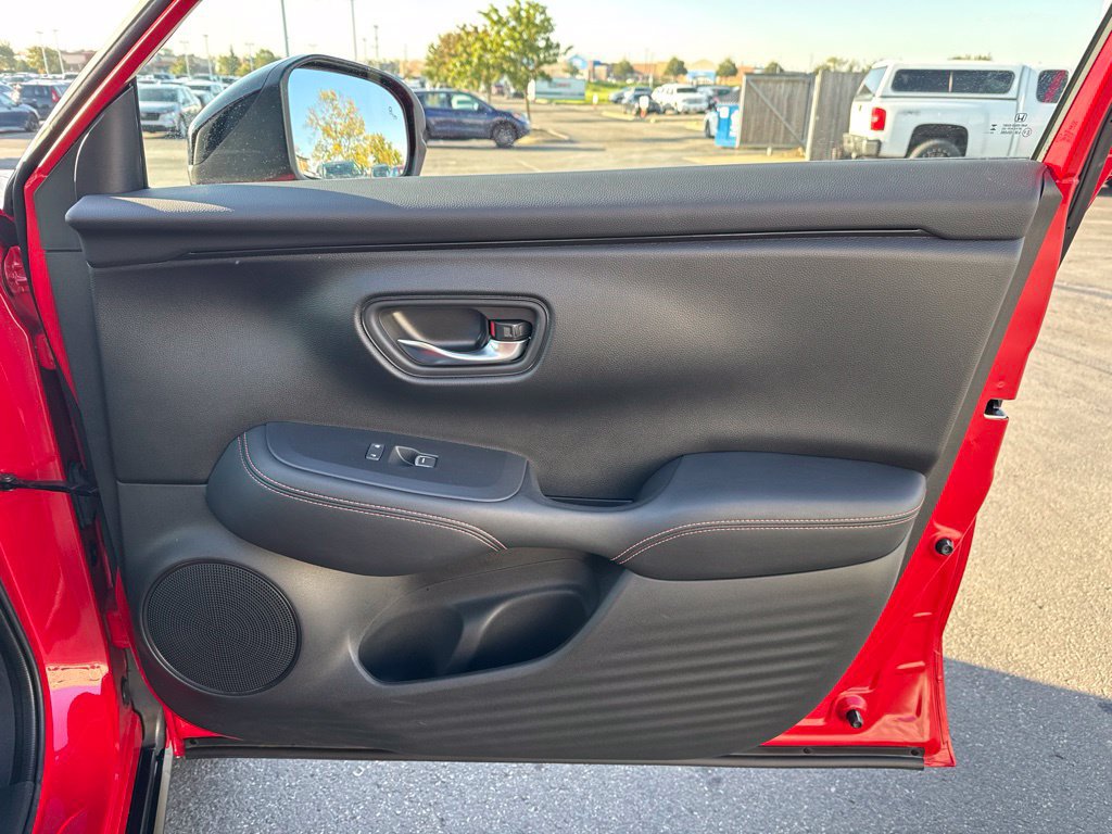 Certified 2024 Honda HR-V Sport image 38
