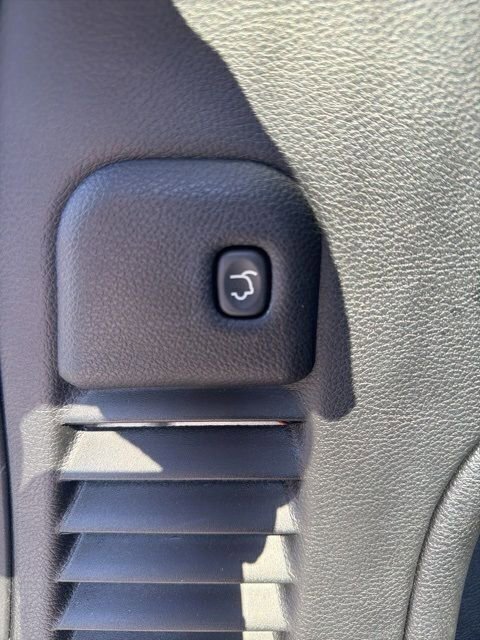 Used 2021 Jeep Grand Cherokee Limited w/ Luxury Group II image 25