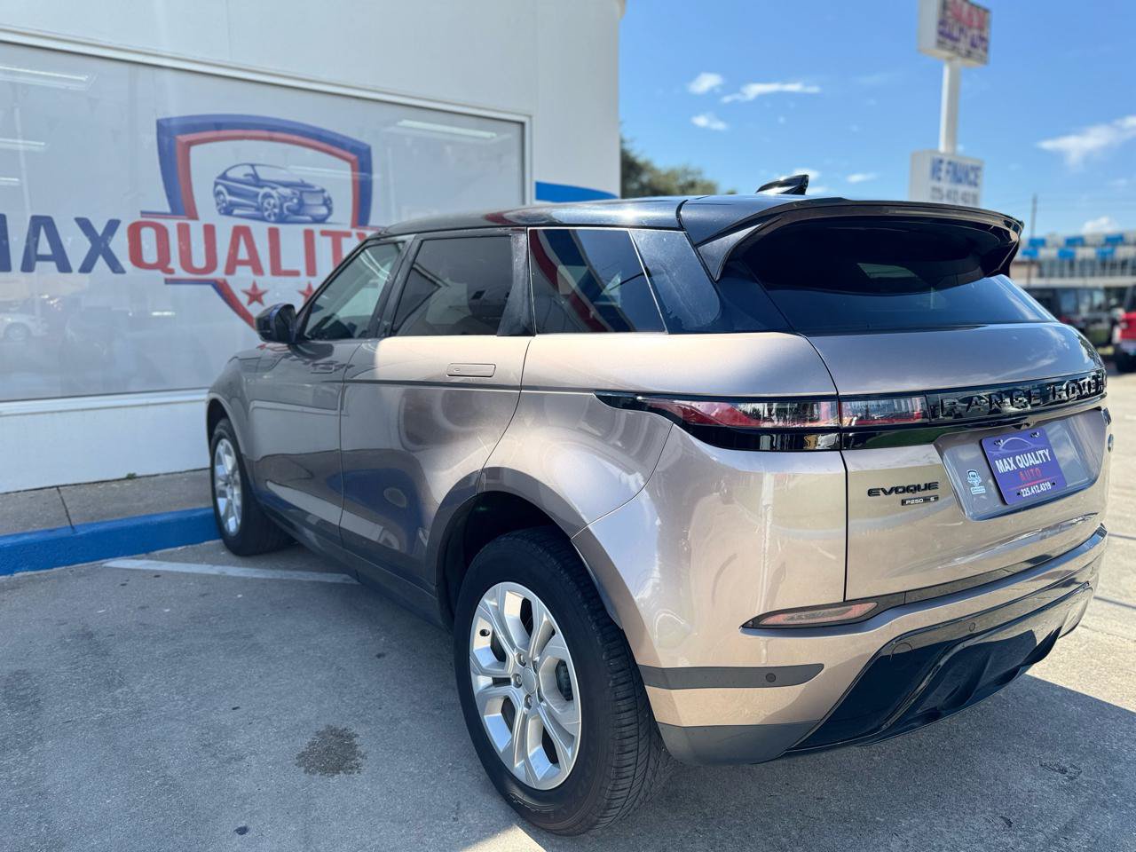 Used 2020 Land Rover Range Rover Evoque S AWD/4WD image 40