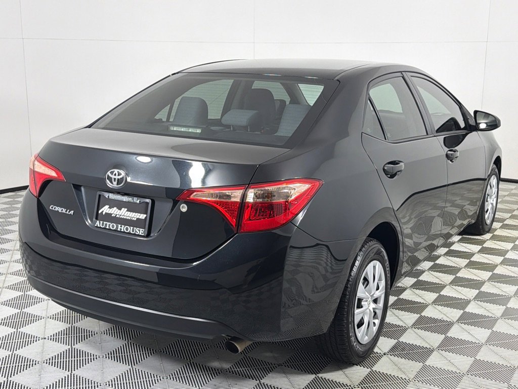 Used 2019 Toyota Corolla L image 4