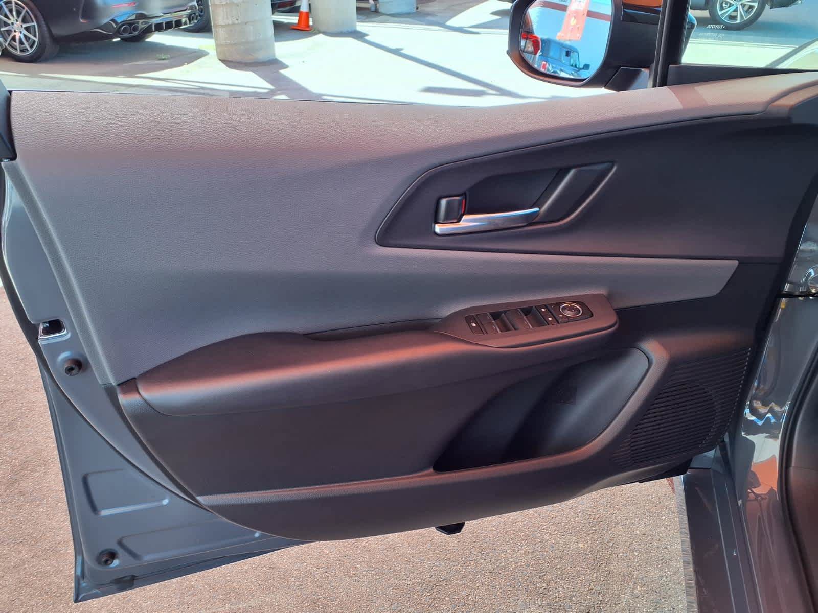 Certified 2025 Toyota Prius XLE FWD image 14