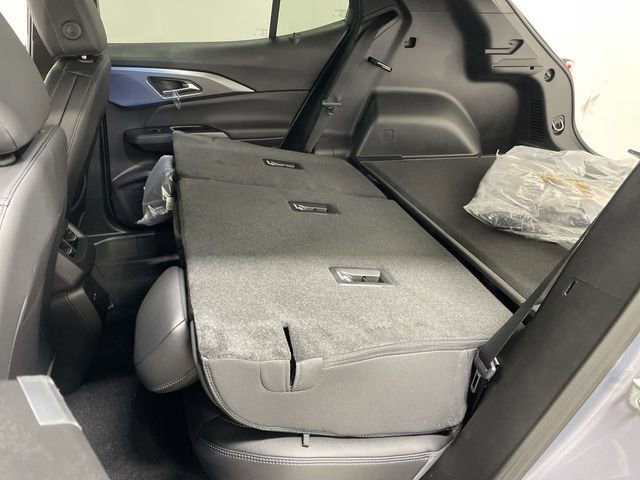 New 2026 Chevrolet Equinox EV LT AWD/4WD image 24