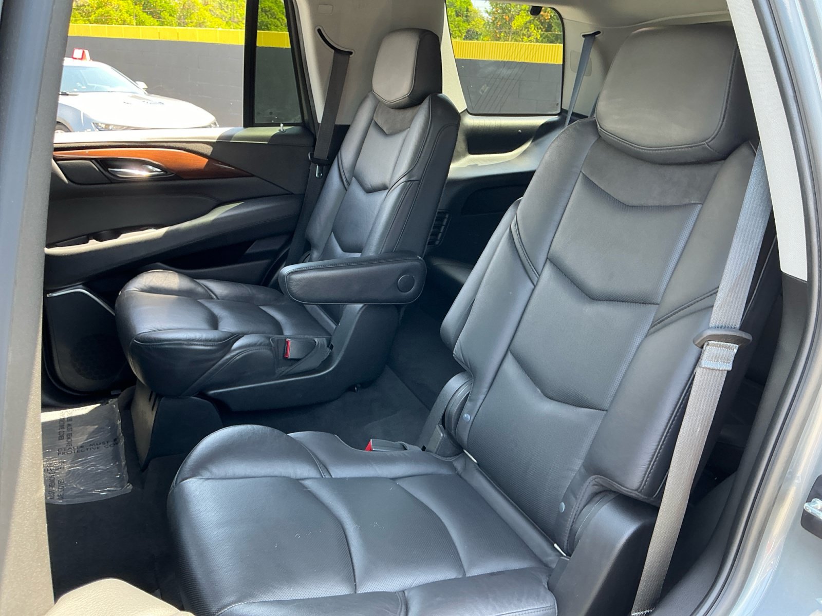 Used 2020 Cadillac Escalade 4WD image 19