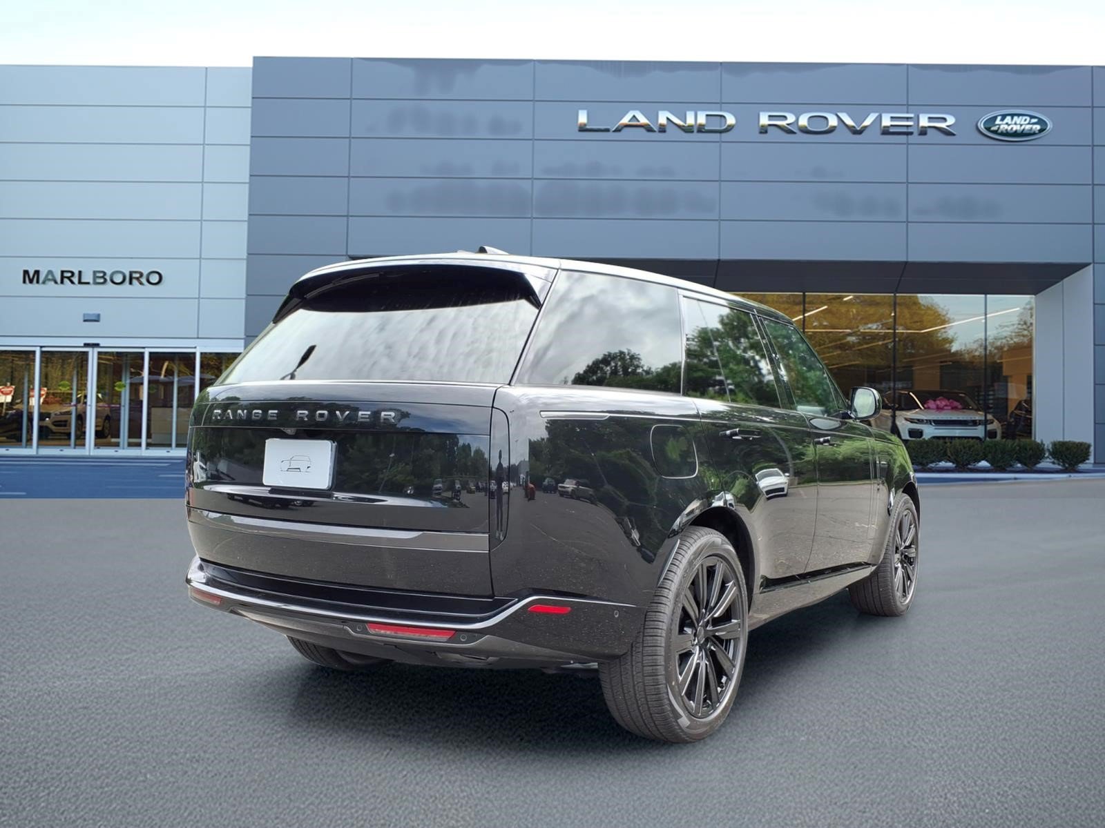 New 2026 Land Rover Range Rover SE AWD/4WD image 2