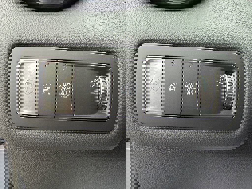 New 2026 Chevrolet Blazer EV LT image 19