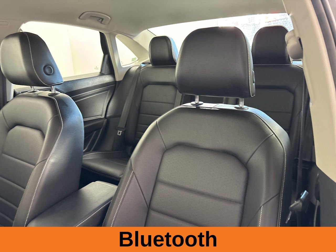 Used 2024 Volkswagen Jetta SE image 9