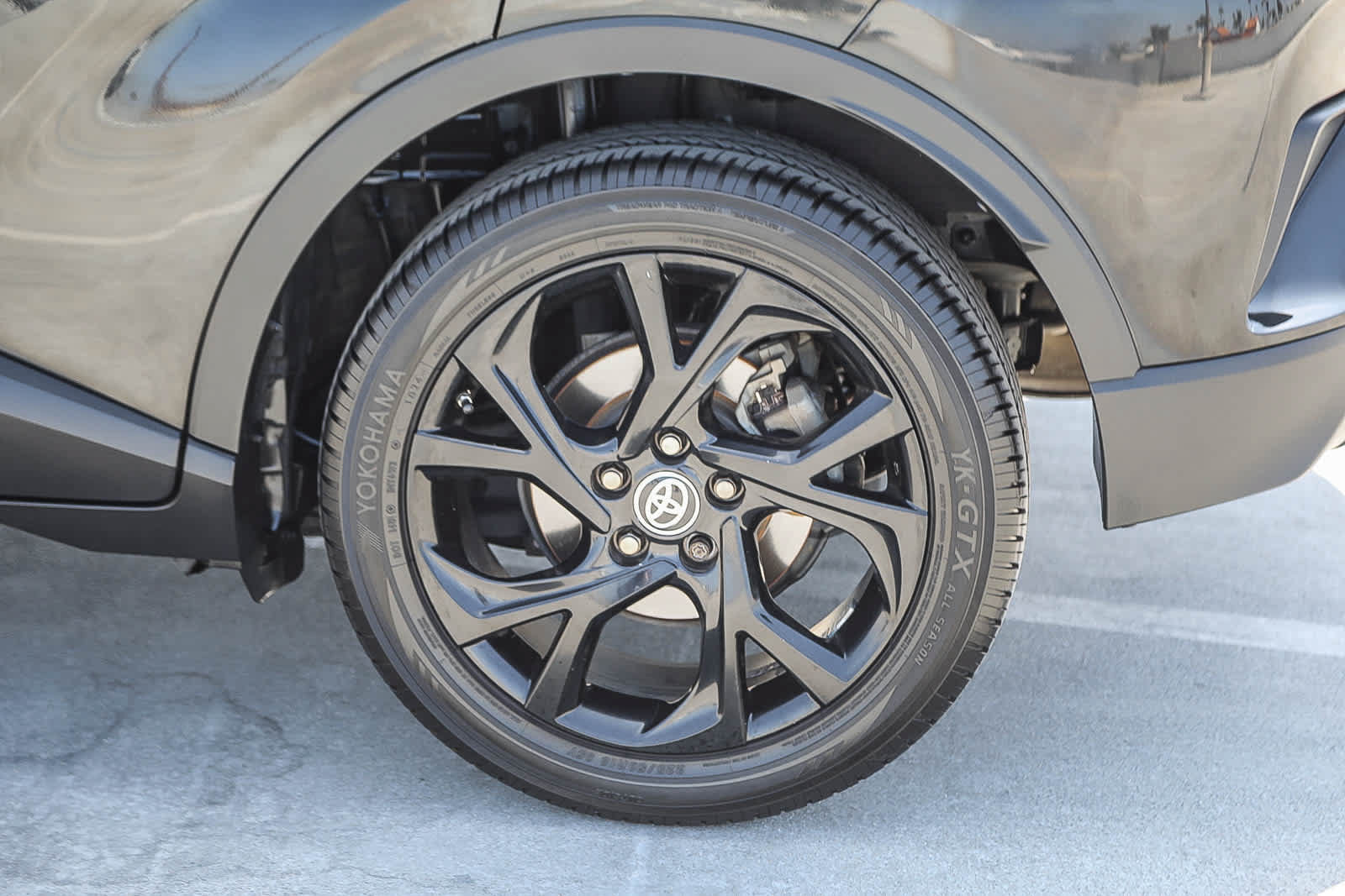 Certified 2022 Toyota C-HR Nightshade FWD image 12