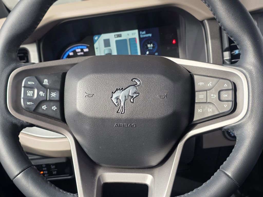 Used 2024 Ford Bronco Wildtrak image 19