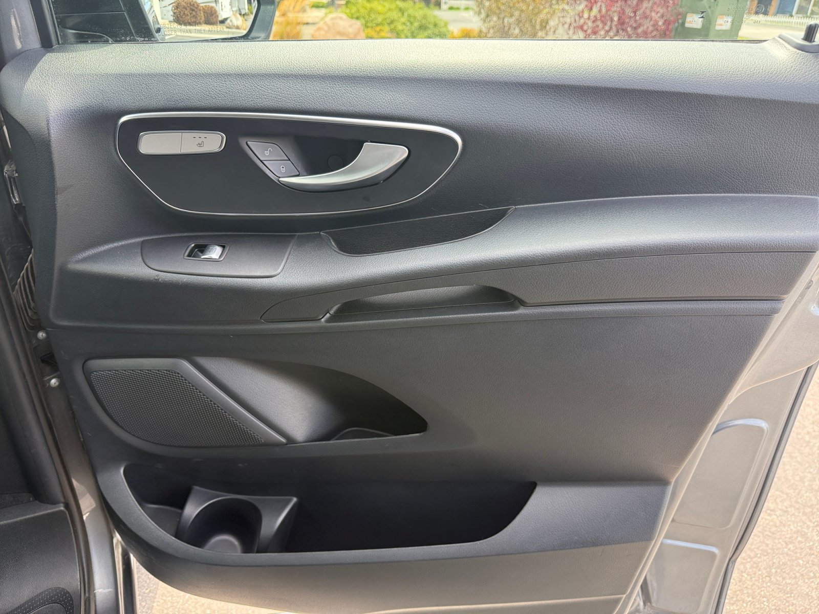 Used 2023 Mercedes-Benz Metris Passenger image 16