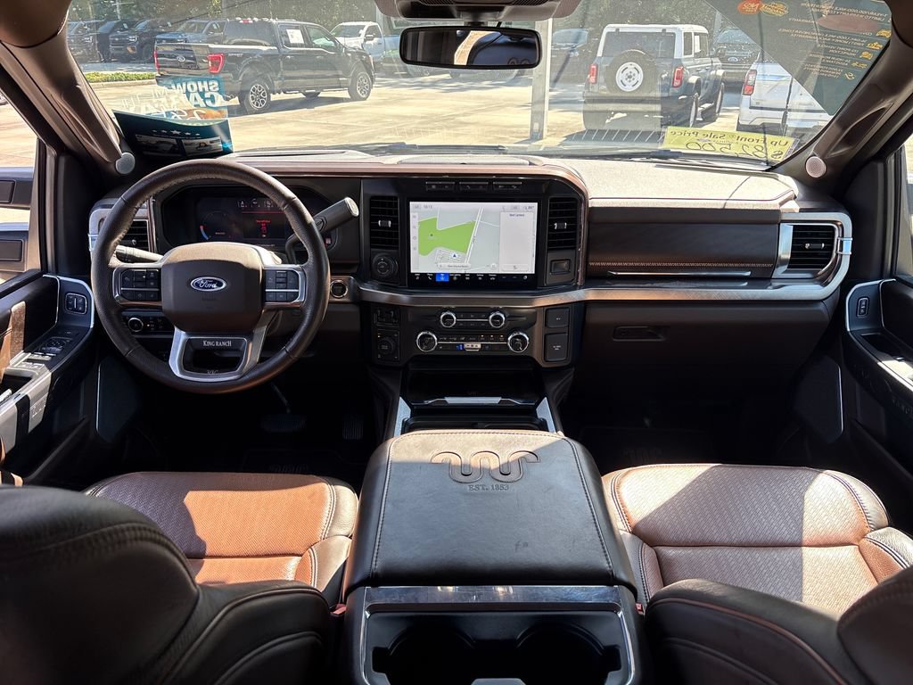 Used 2023 Ford F250 King Ranch w/ FX4 Off-Road Package AWD/4WD image 7