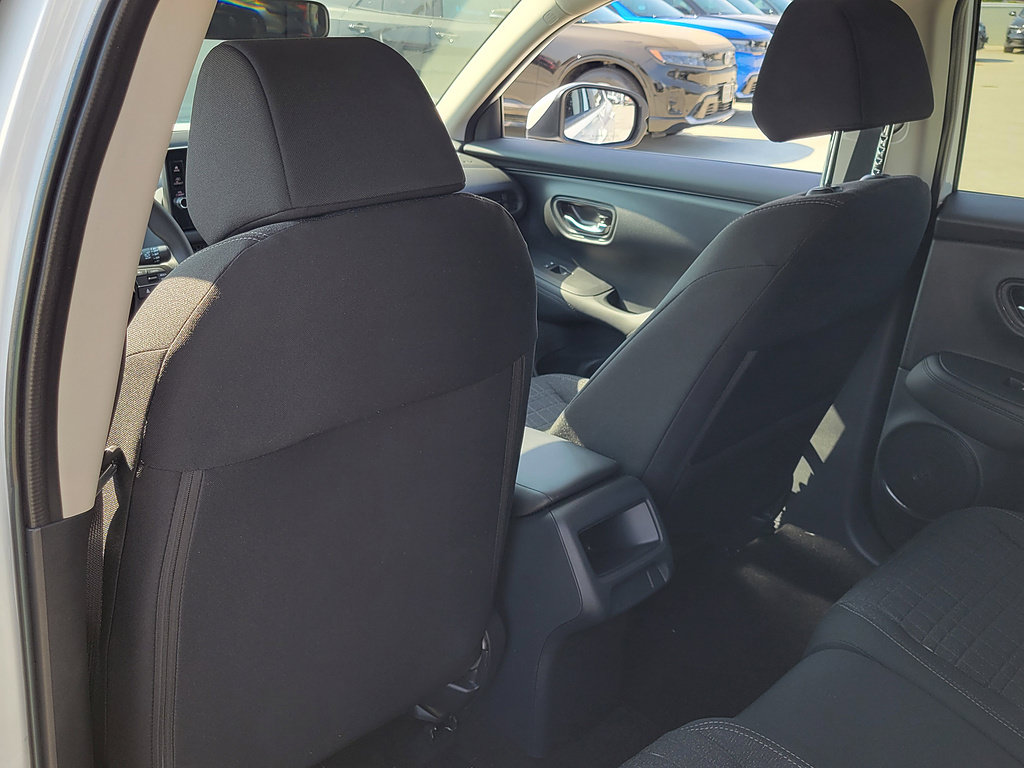 New 2026 Honda HR-V LX image 12