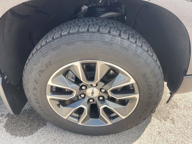 Used 2023 Chevrolet Silverado 1500 RST AWD/4WD image 26