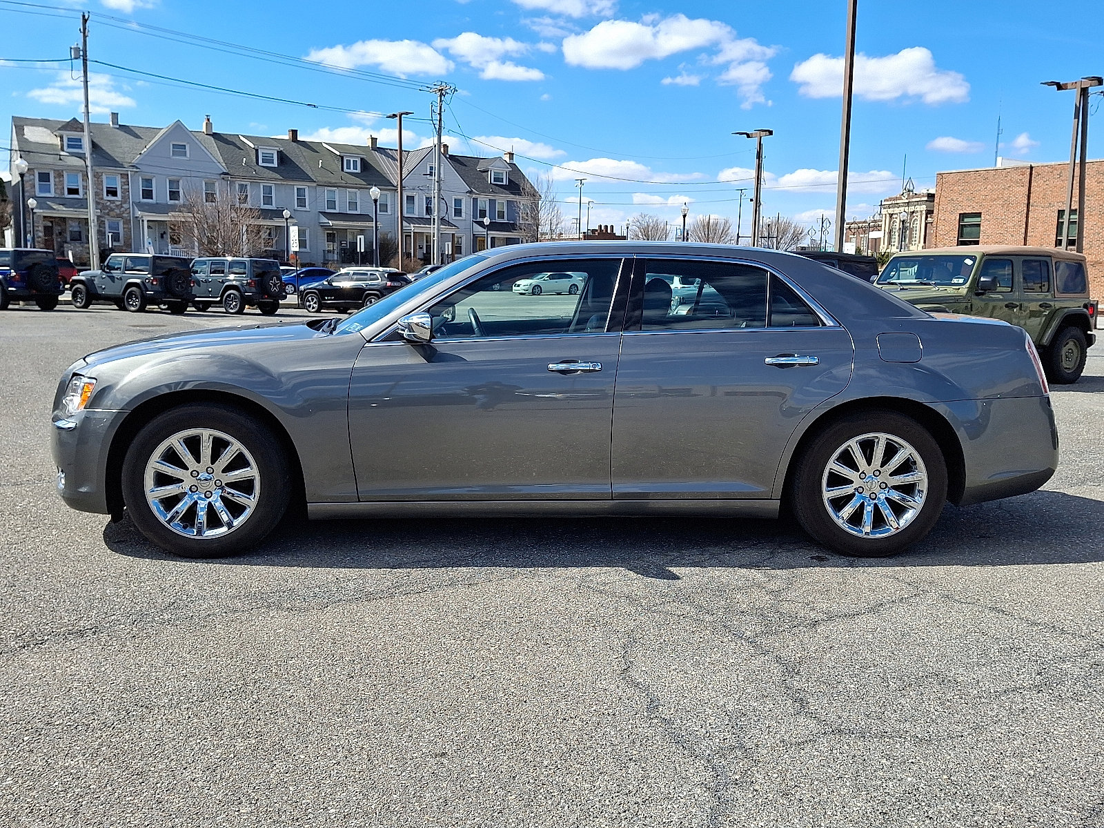 Used 2012 Chrysler 300 Limited image 4