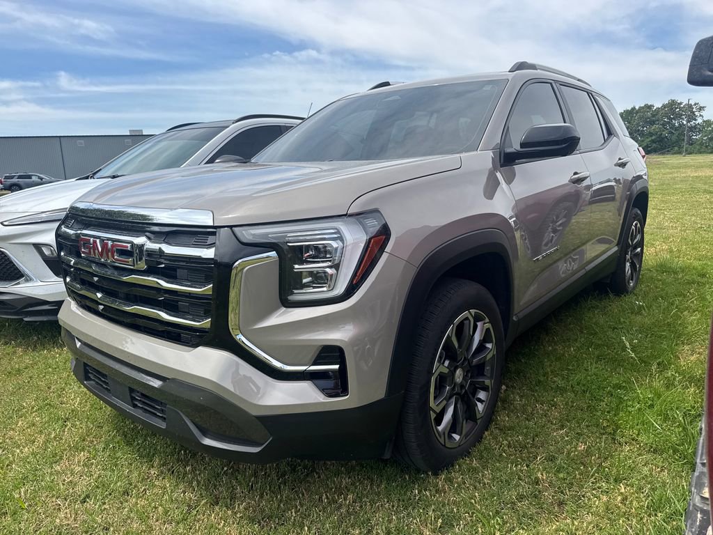 Used 2025 GMC Terrain Elevation w/ Elevation Premium Package AWD/4WD image 1
