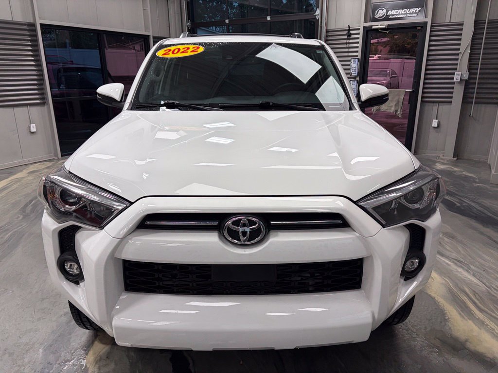 Used 2022 Toyota 4Runner SR5 Premium w/ Moonroof Package AWD/4WD image 46