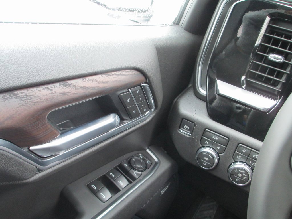 New 2026 GMC Sierra 1500 SLT w/ SLT Convenience Package image 18