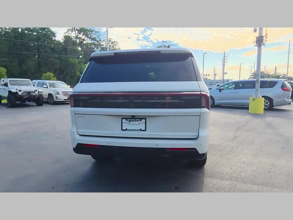 Used 2025 Lincoln Navigator Black Label AWD/4WD image 34