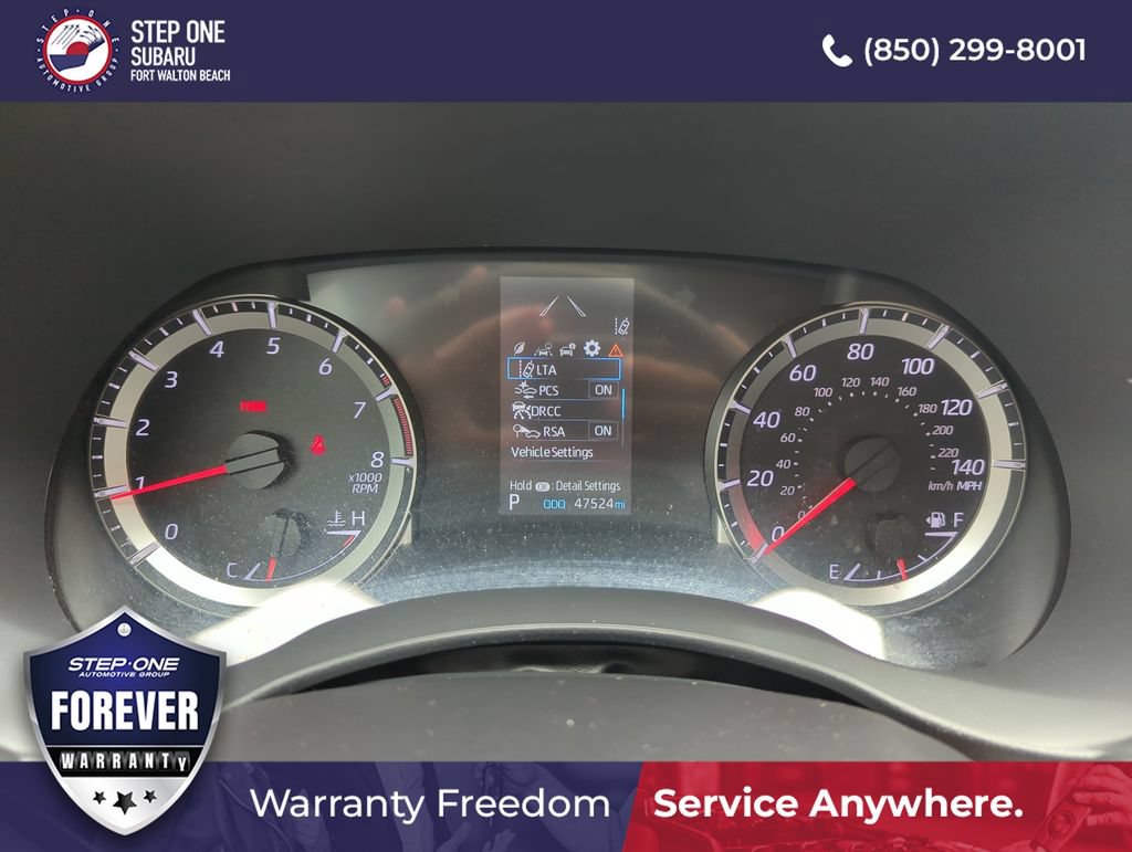 Used 2021 Toyota Highlander L FWD image 40