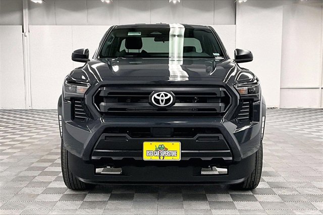 Used 2025 Toyota Tacoma SR image 3
