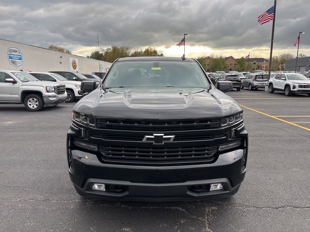 Used 2019 Chevrolet Silverado 1500 RST w/ All-Star Edition AWD/4WD image 2