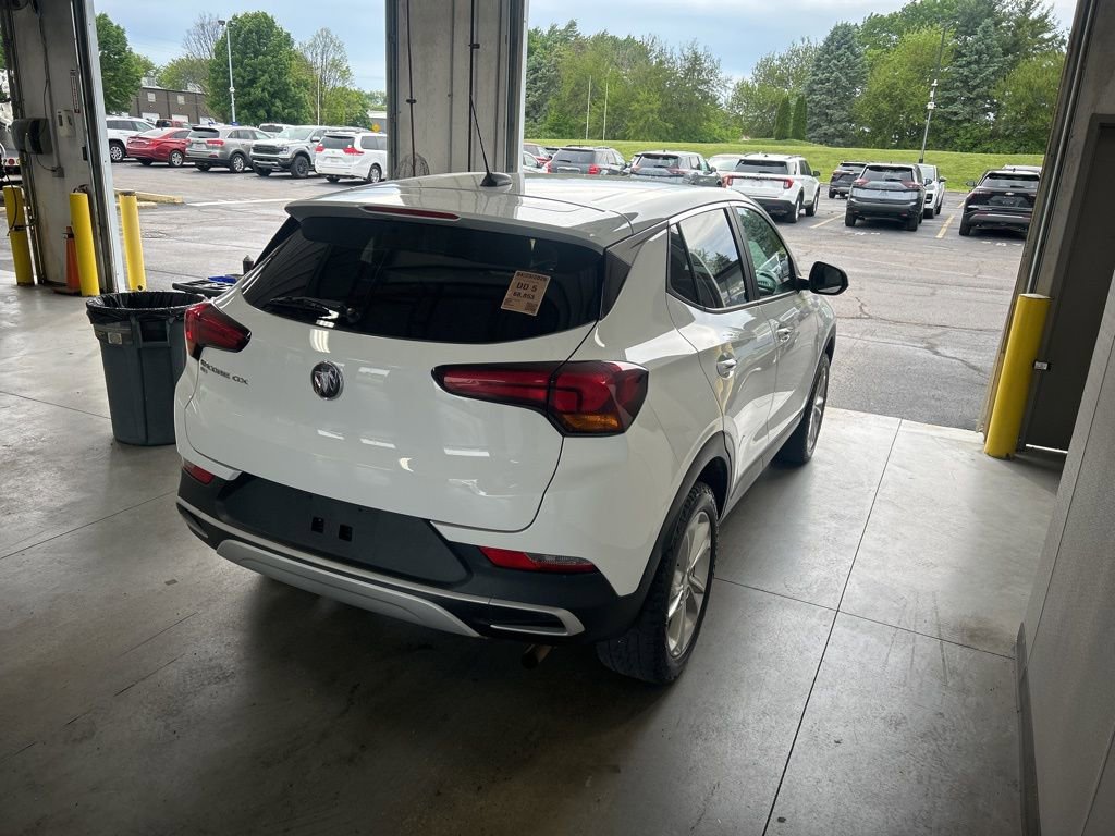 Used 2020 Buick Encore GX Preferred w/ Cold Weather Comfort Package AWD/4WD image 3
