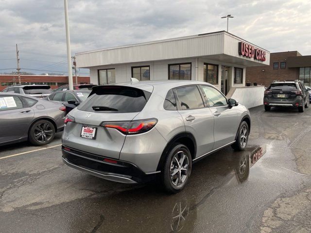 Used 2025 Honda HR-V EX-L image 4