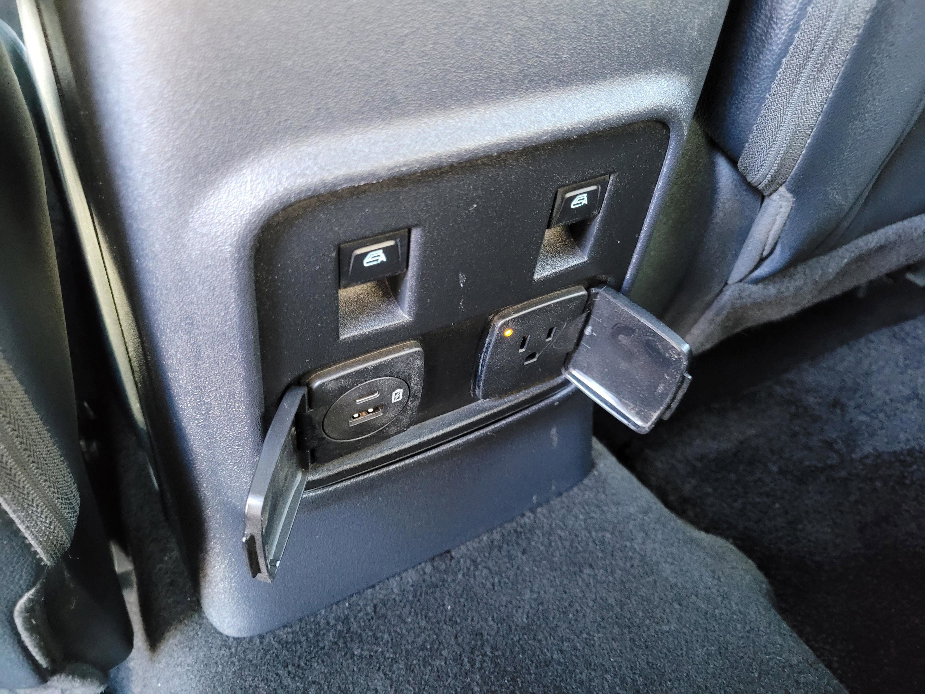 Used 2022 Ford Bronco Wildtrak image 15