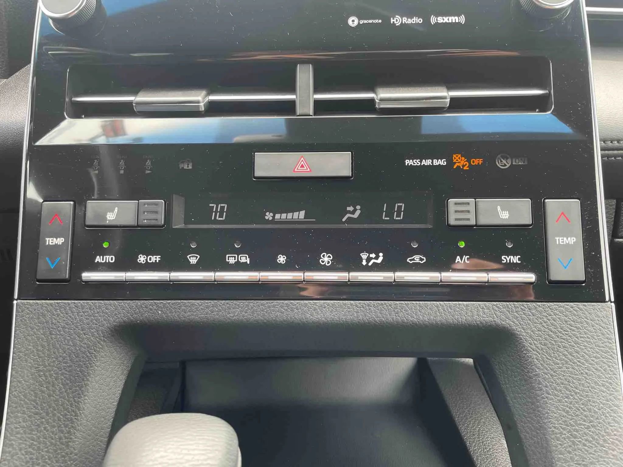 Used 2019 Toyota Avalon XLE image 39