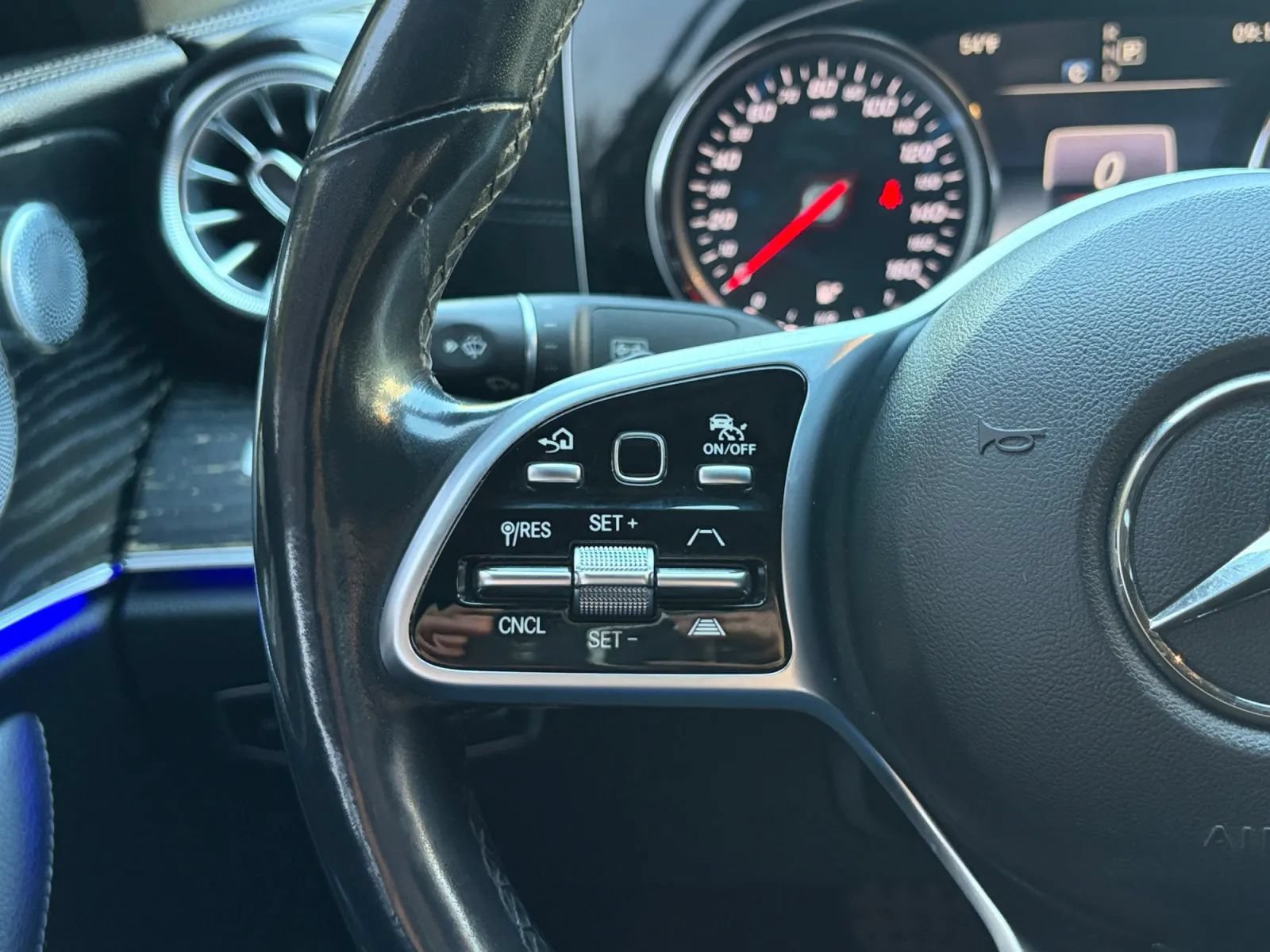 Used 2019 Mercedes-Benz E 450 4MATIC Coupe image 27