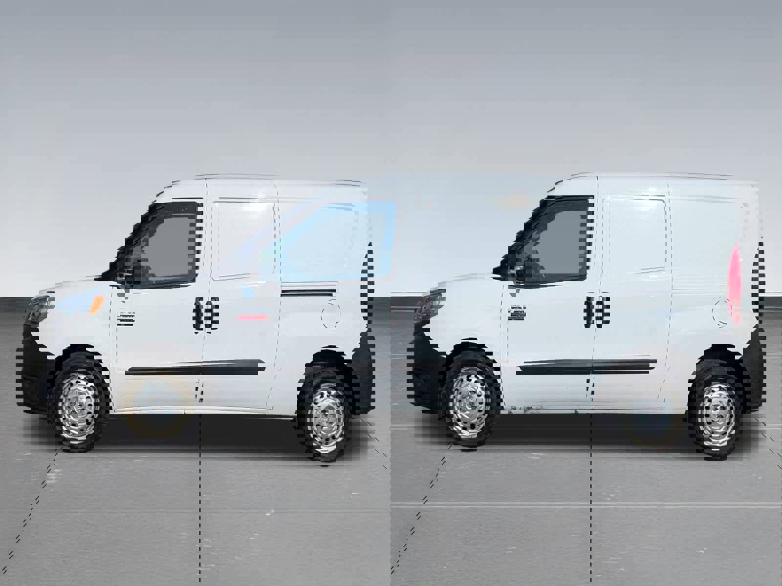 Used 2018 RAM ProMaster City Tradesman image 3