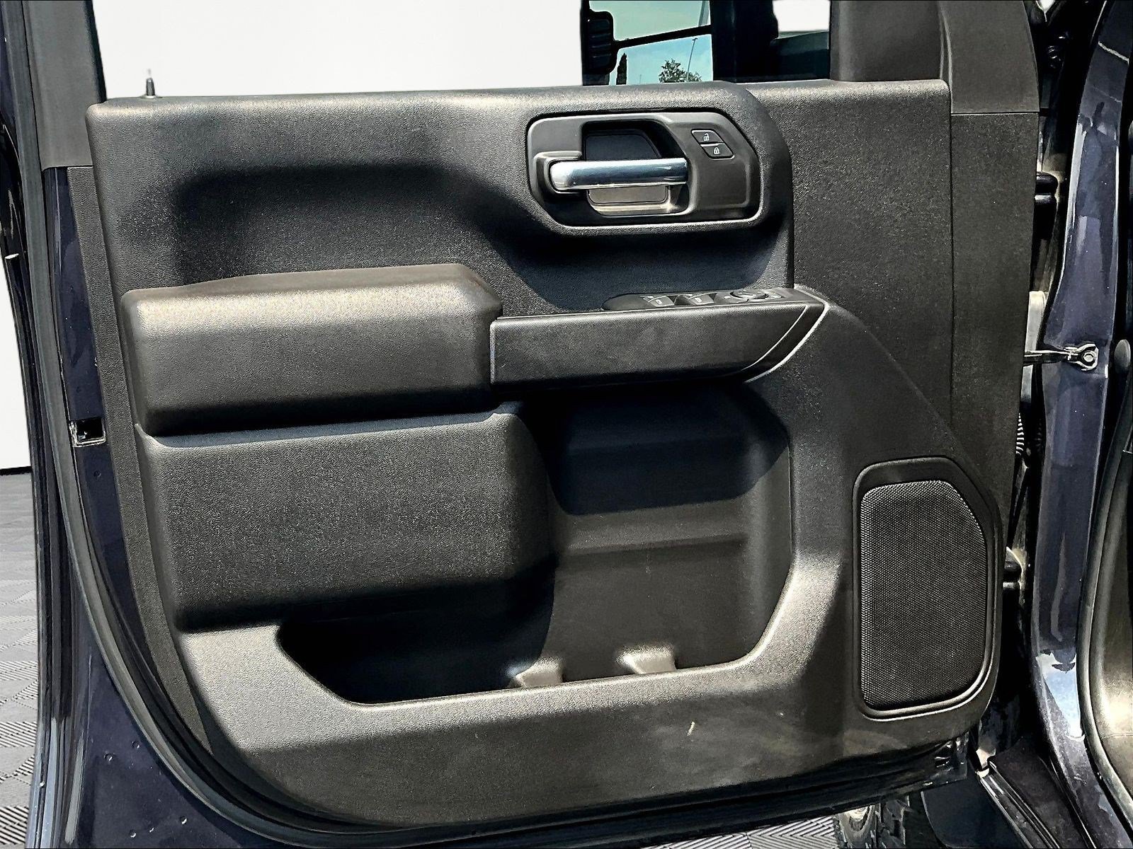 Used 2024 Chevrolet Silverado 2500 Custom AWD/4WD image 19