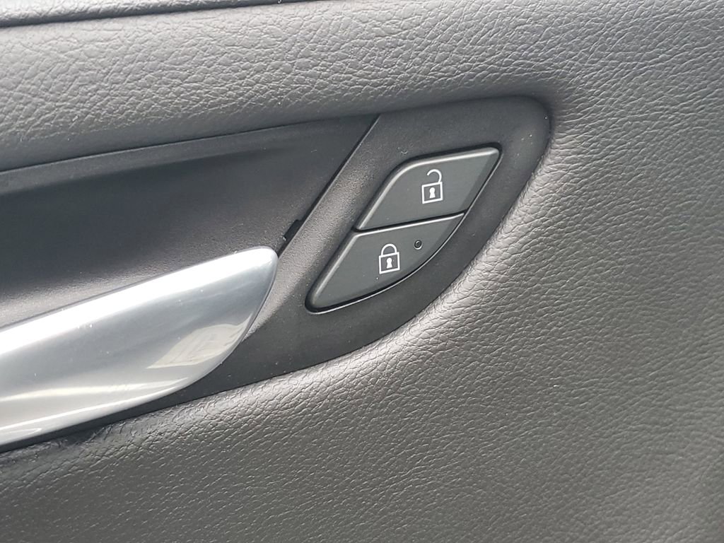 Used 2019 Cadillac XT4 Premium Luxury w/ Cold Weather Package image 22